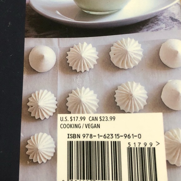 NEW Modern Vegan Baking Paperback (285Pages) - Picture 4 of 4